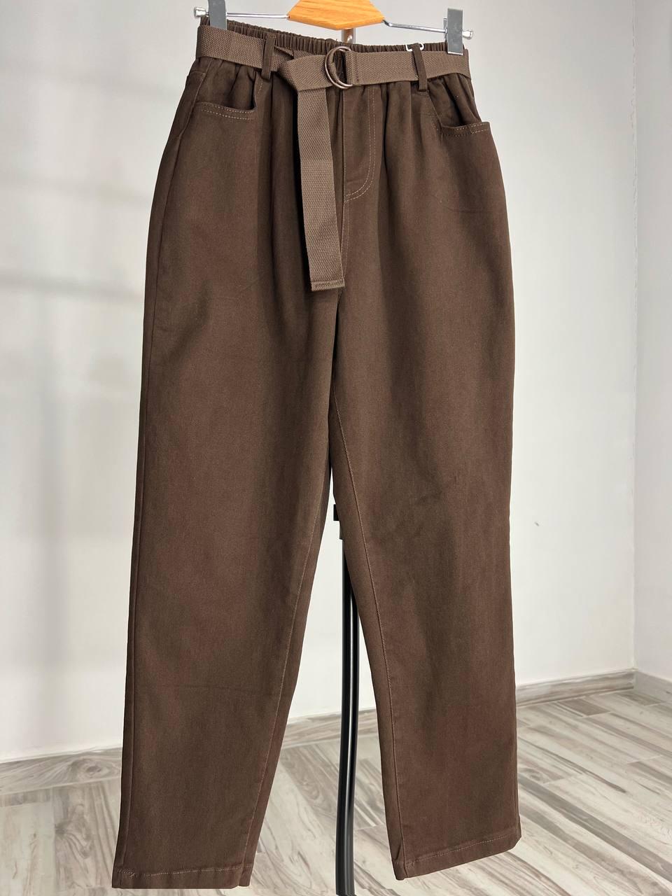 Джинси жіночі A-N 25072 MOM банани талія на резинці з ременем стрейчеві оверсайз M Коричневий (3612) - фото 2 Джинси жіночі A-N 25072 MOM банани талія на резинці з ременем стрейчеві оверсайз M Коричневий (3612) - фото 2