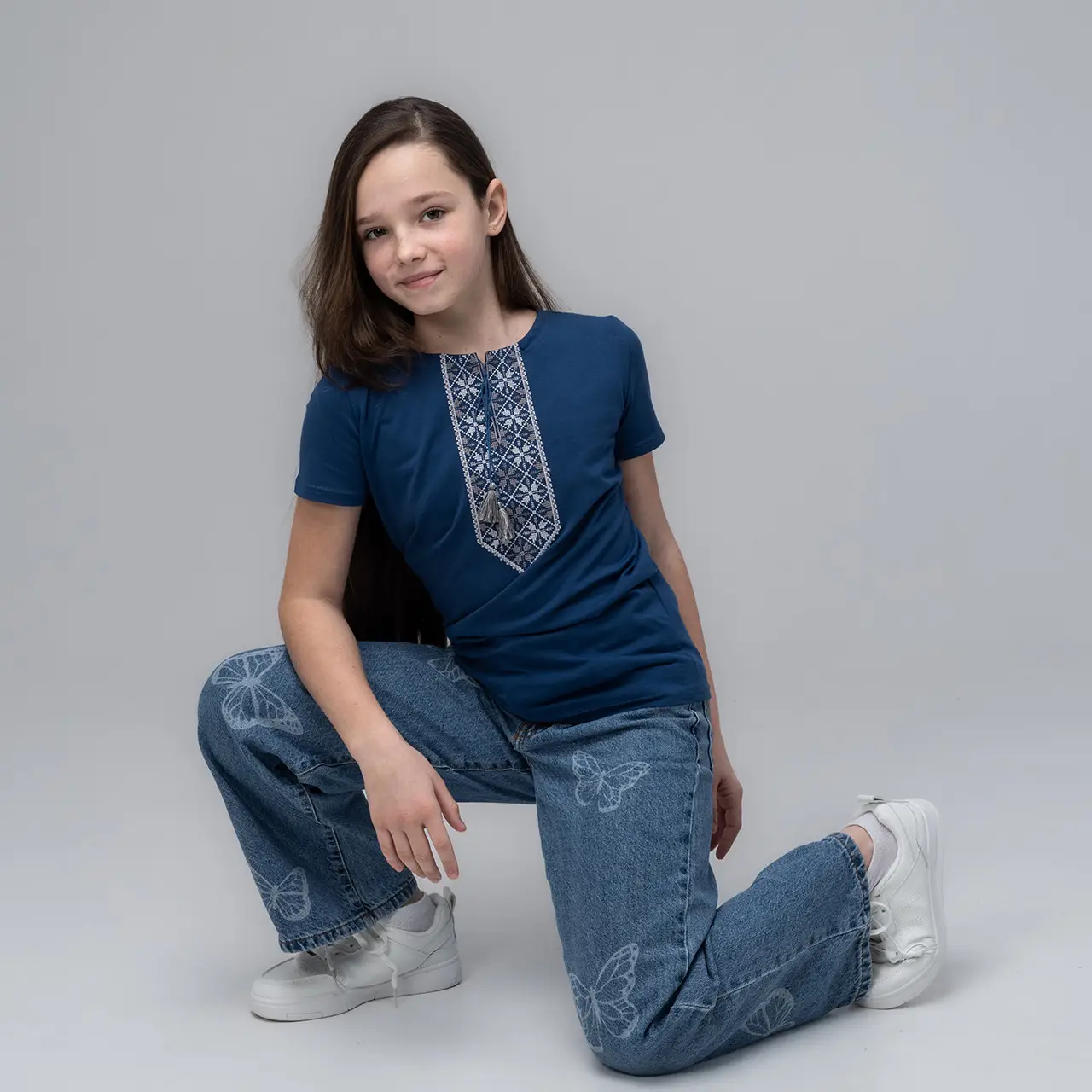 Футболка-вышиванка детская на девочку трикотажная 128 см Синий (д-43-128) - фото 4 Футболка-вышиванка детская на девочку трикотажная 128 см Синий (д-43-128) - фото 4