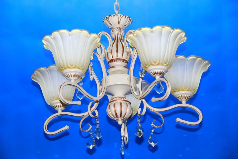 Люстра с плафонами Ray L77324/5 (IR006635) Люстра с плафонами Ray L77324/5 (IR006635)