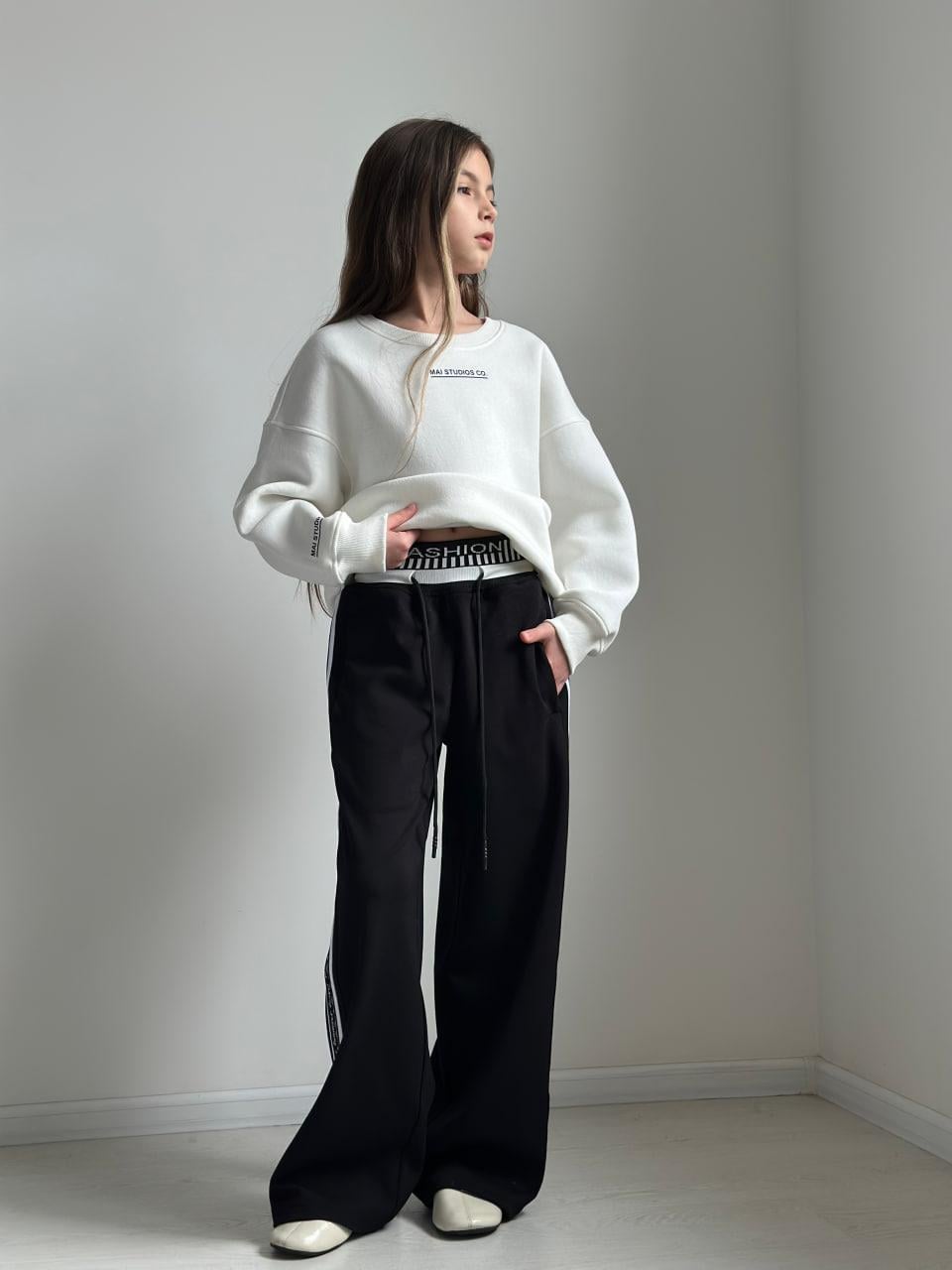 Брюки палаццо для девочки утепленные IRmAS 1176 с лампасами 134 Черный