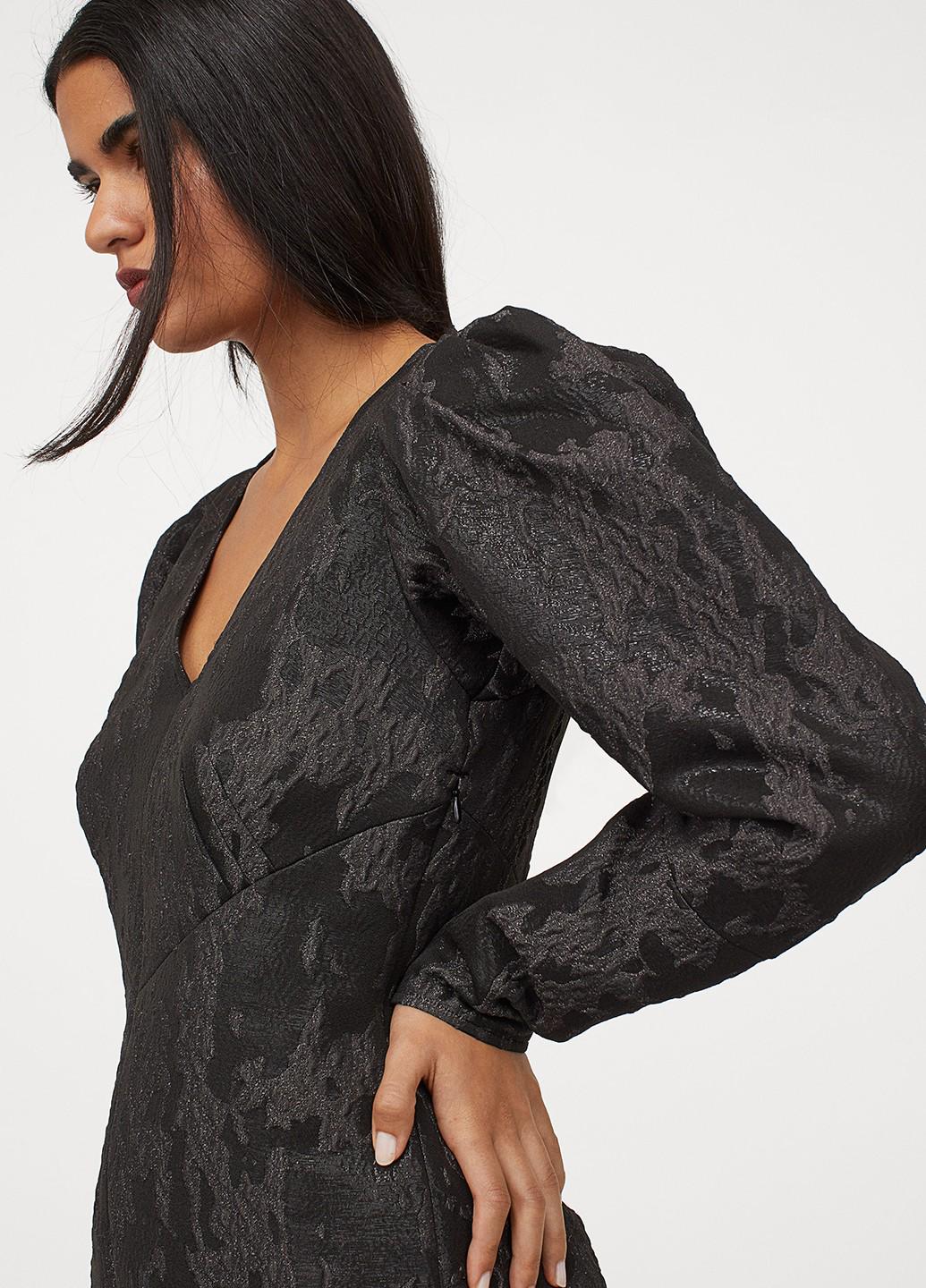 Платье H&M р. 34 Черный (9285162b50)