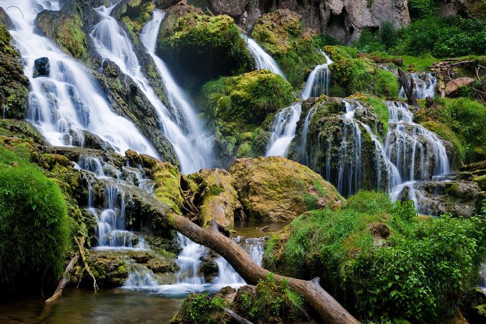 Картина на холсте Водопад 30х40 см (N155)