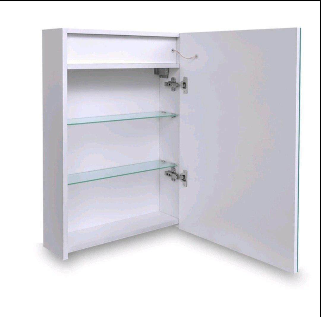 Зеркальный шкаф Premium G15-40 с LED-подсветкой и сенсорной кнопкой - фото 3