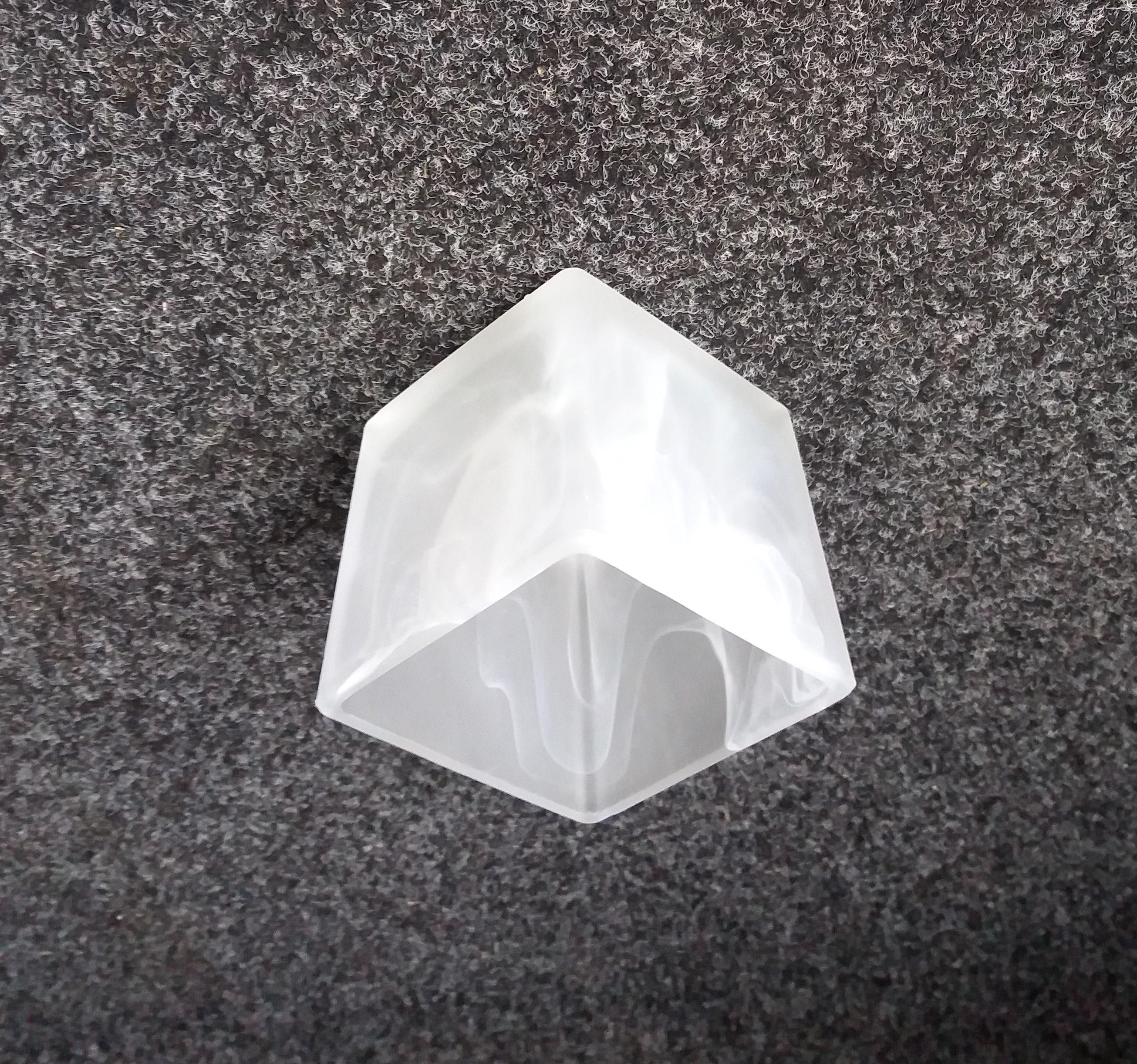 Плафон стеклянный Куб Е14 матовый Белый - фото 9 Плафон стеклянный Куб Е14 матовый Белый - фото 9