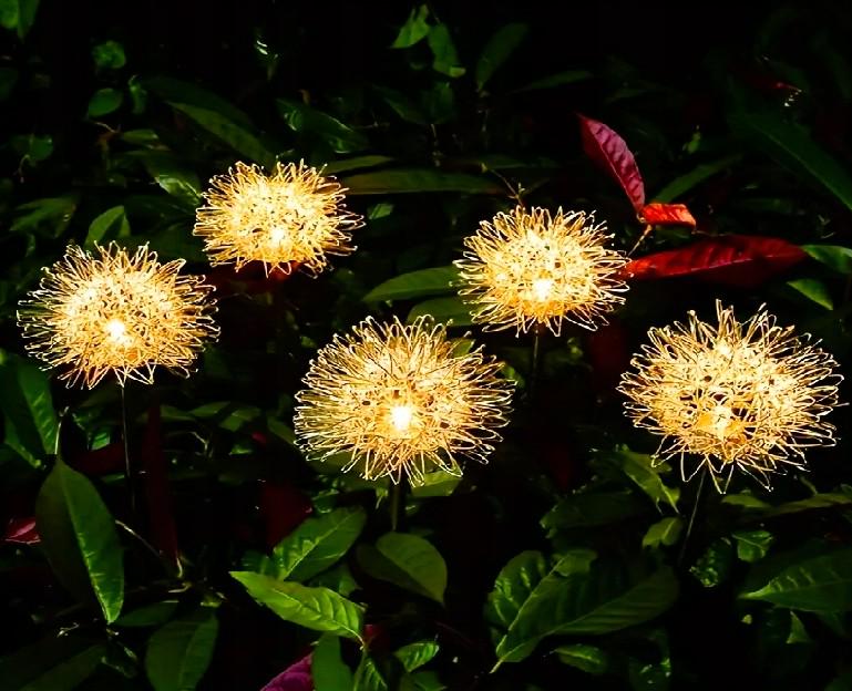 Фонарь-светильник солнечный садовый Garden Line SOL6179 в форме одуванчика 10x10x68 см Теплый белый свет (24723080) - фото 2