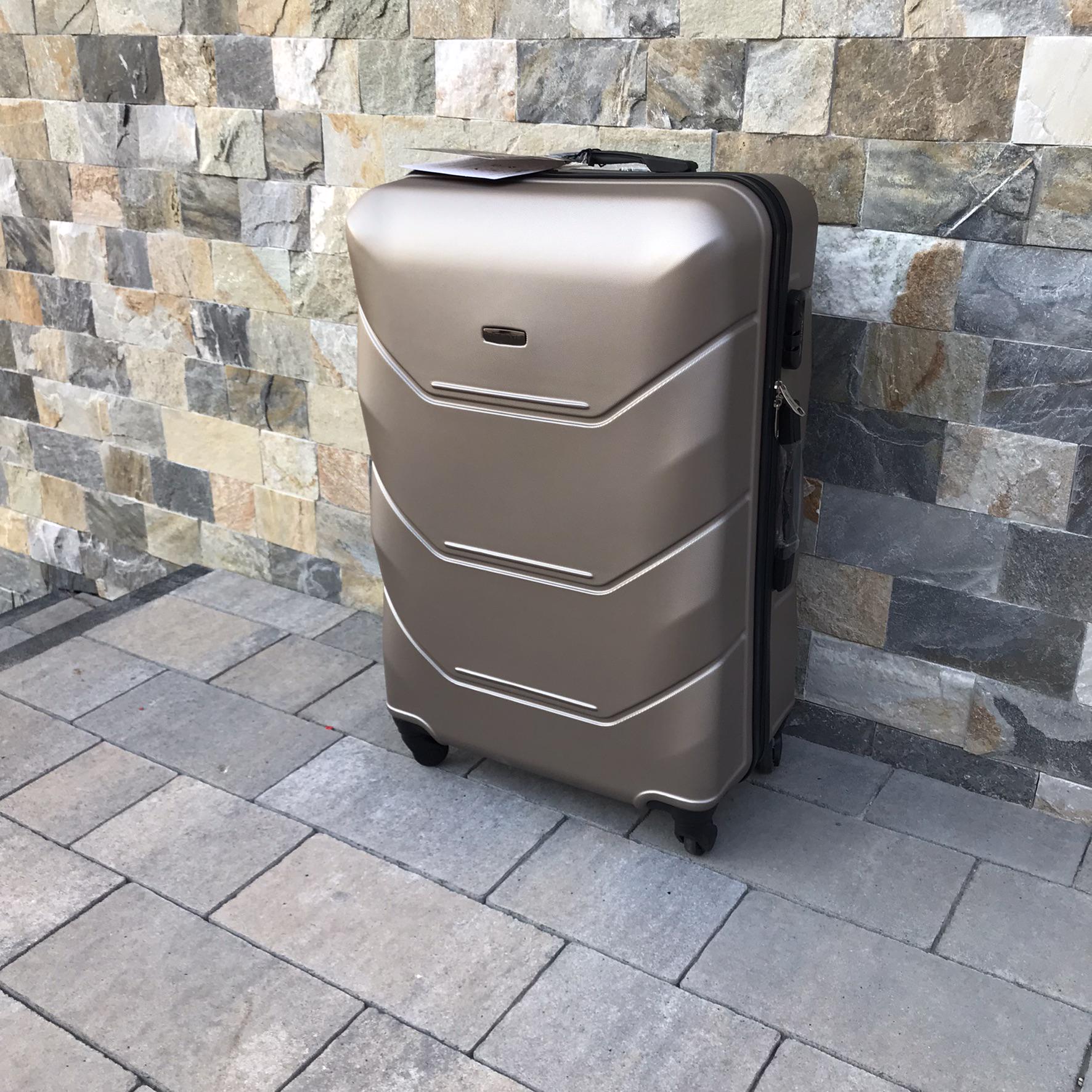 Валіза дорожня Wings 147 з полікарбонату L 75х48х30 см Шампань (10820061) - фото 2 Валіза дорожня Wings 147 з полікарбонату L 75х48х30 см Шампань (10820061) - фото 2