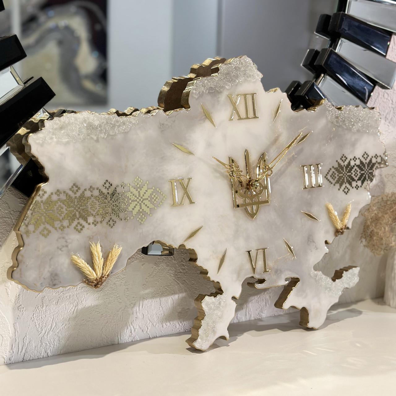 Годинник настінний з епоксидної смоли Карта України 60x40 см