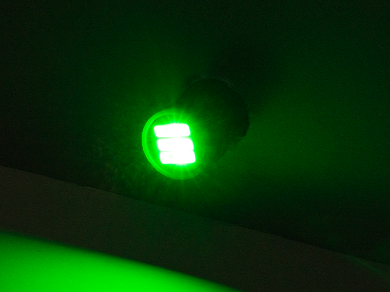 Автомобільна лампа світлодіодна LEDUA T10-7020-3 SMD 12V Зелений (848) - фото 2 Автомобільна лампа світлодіодна LEDUA T10-7020-3 SMD 12V Зелений (848) - фото 2