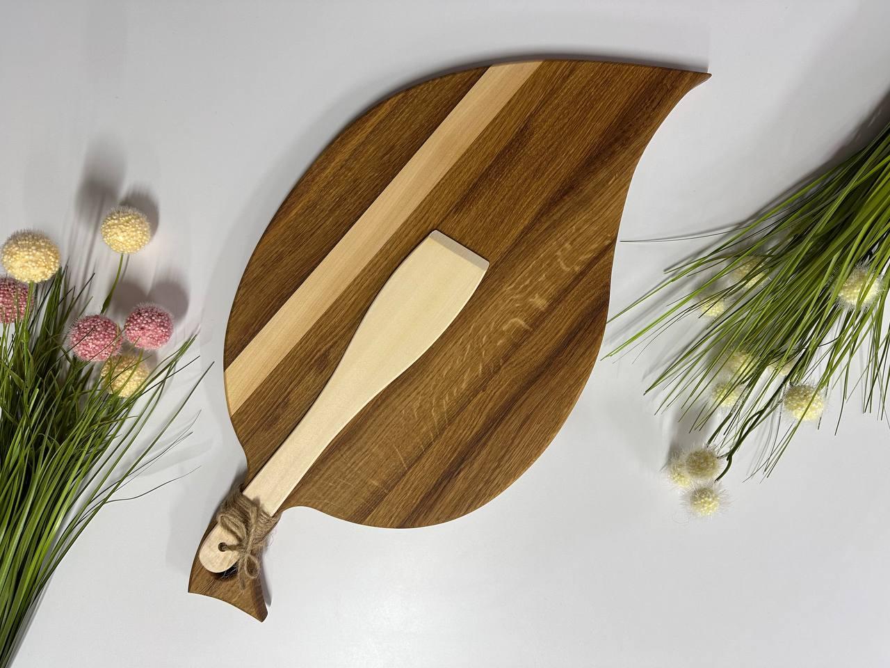 Доска кухонная разделочная Лист дубовая ручной работы 54х26 см (2530594722)