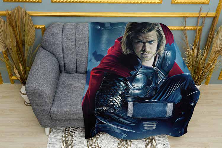 Плед Thor God Film плюш однослойный 150х210 см (112997-1) Плед Thor God Film плюш однослойный 150х210 см (112997-1)
