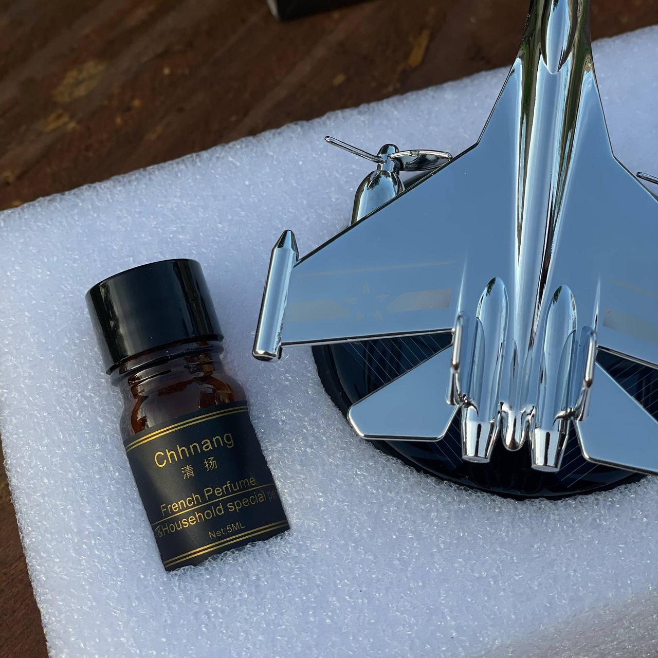 Ароматизатор автомобільний літак на сонячних елементах Сірий - фото 9 Ароматизатор автомобільний літак на сонячних елементах Сірий - фото 9