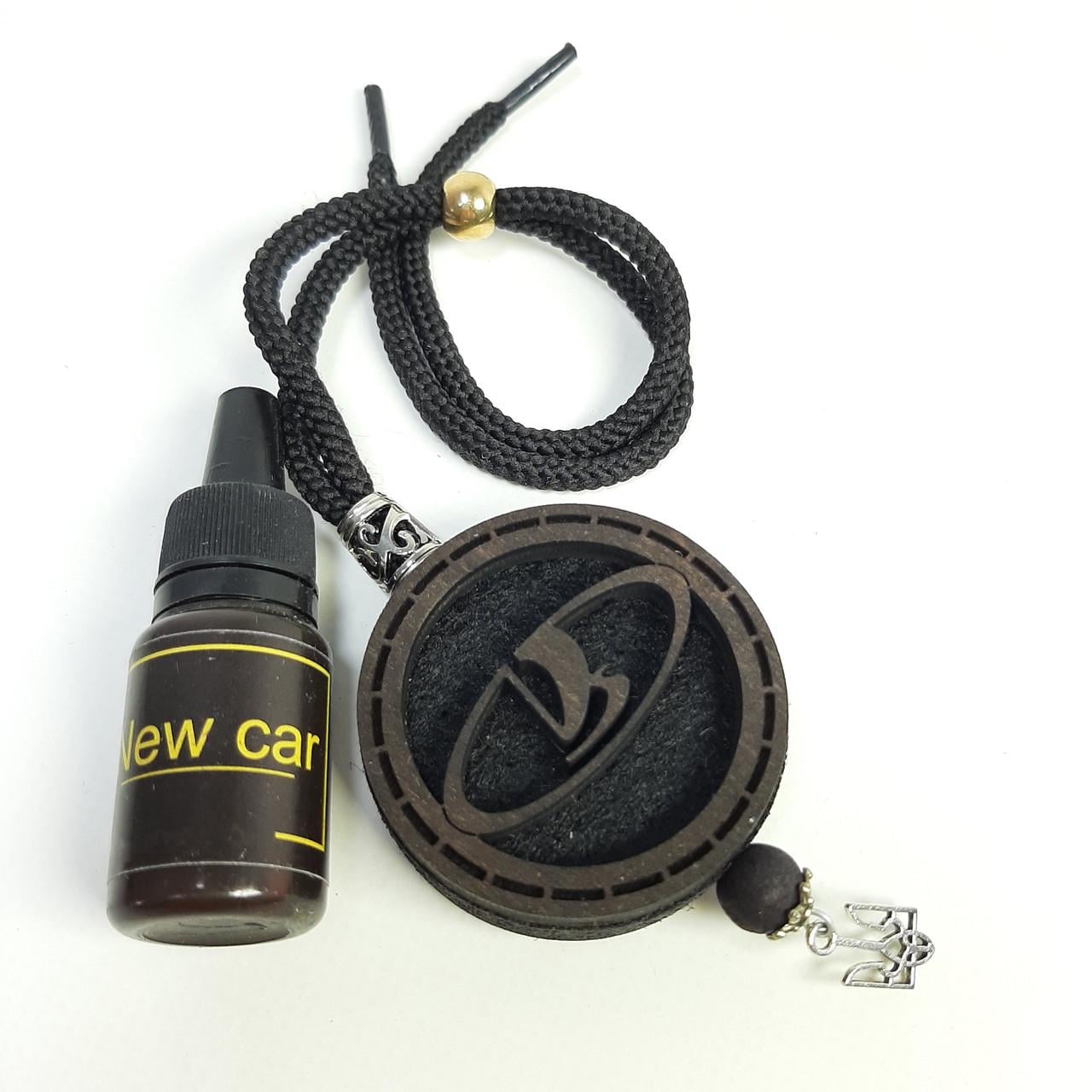 Ароматизатор автомобільний дерев’яний з повстю та логотипом LADA аромат New Car 10 мл (K-12916)