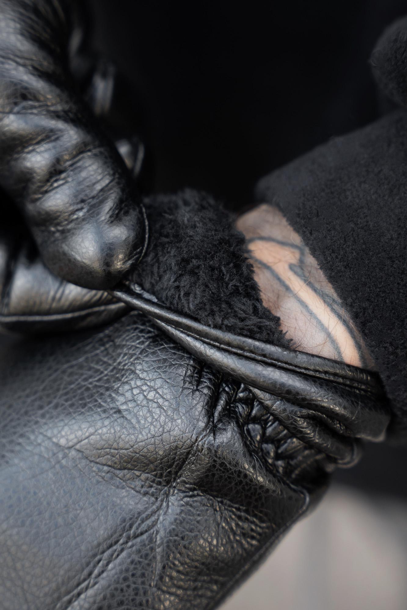 Перчатки зимние сенсорные Without Brand Tomy 1-59 кожаные L Black (L8055908) - фото 5 Перчатки зимние сенсорные Without Brand Tomy 1-59 кожаные L Black (L8055908) - фото 5