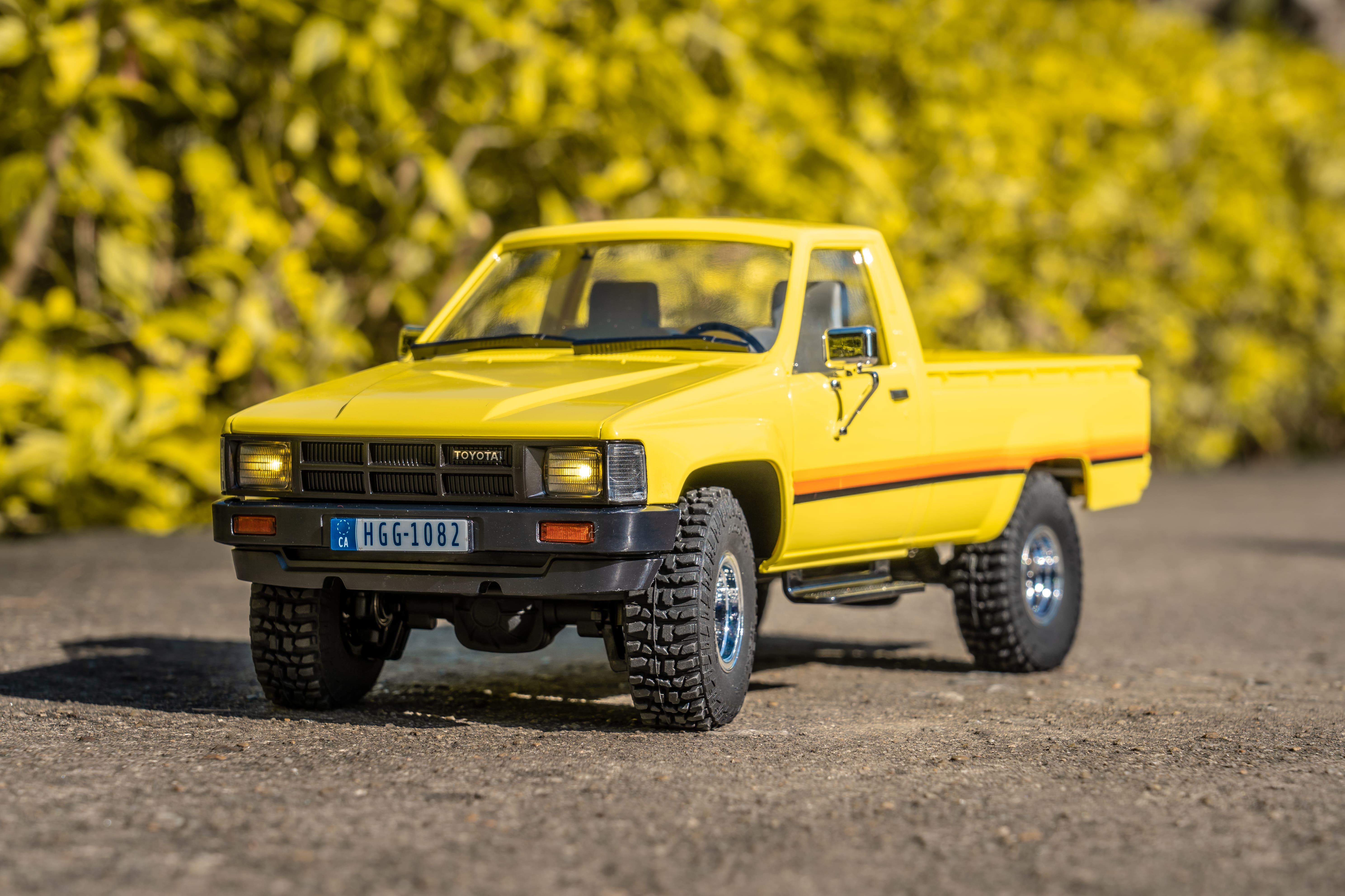 Машинка на радіокеруванні FMS 1:18 Toyota Hilux RTR - фото 6 Машинка на радіокеруванні FMS 1:18 Toyota Hilux RTR - фото 6