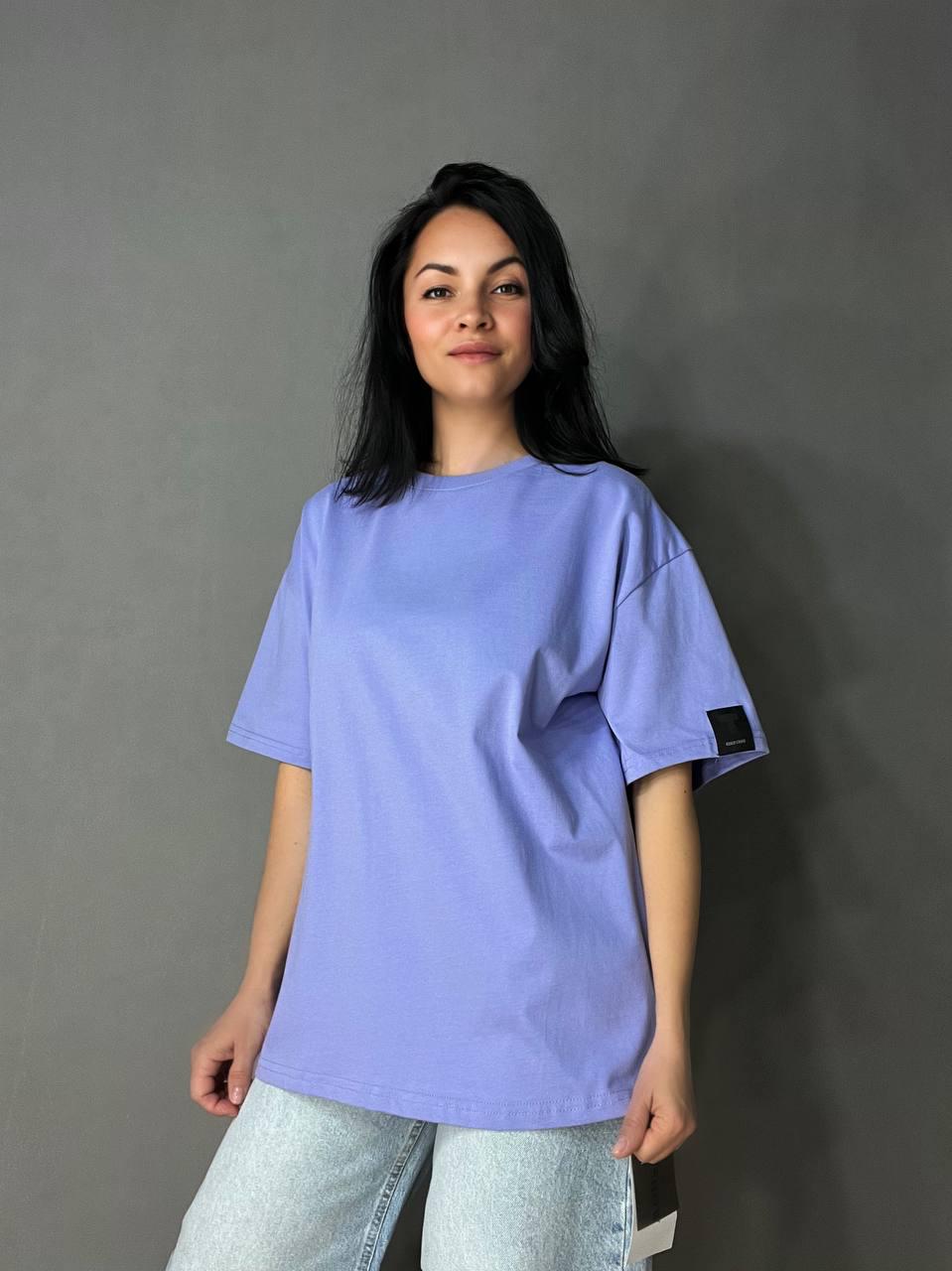 Футболка женская A-N 26075 базовая с нашивкой OS Сиреневый (4224)