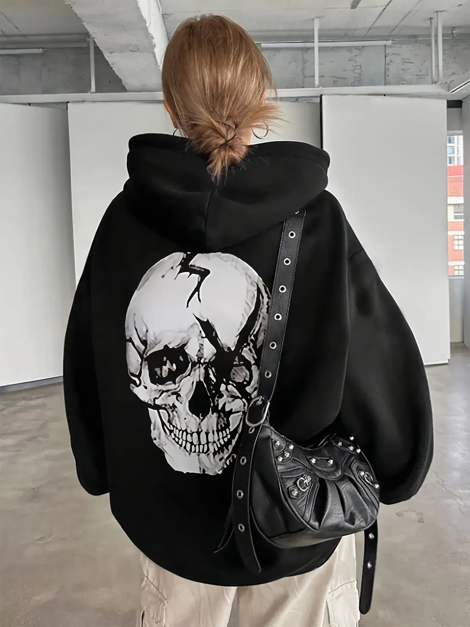 Худи женское с принтом Pin-000-2764 S Черный (2700265405)