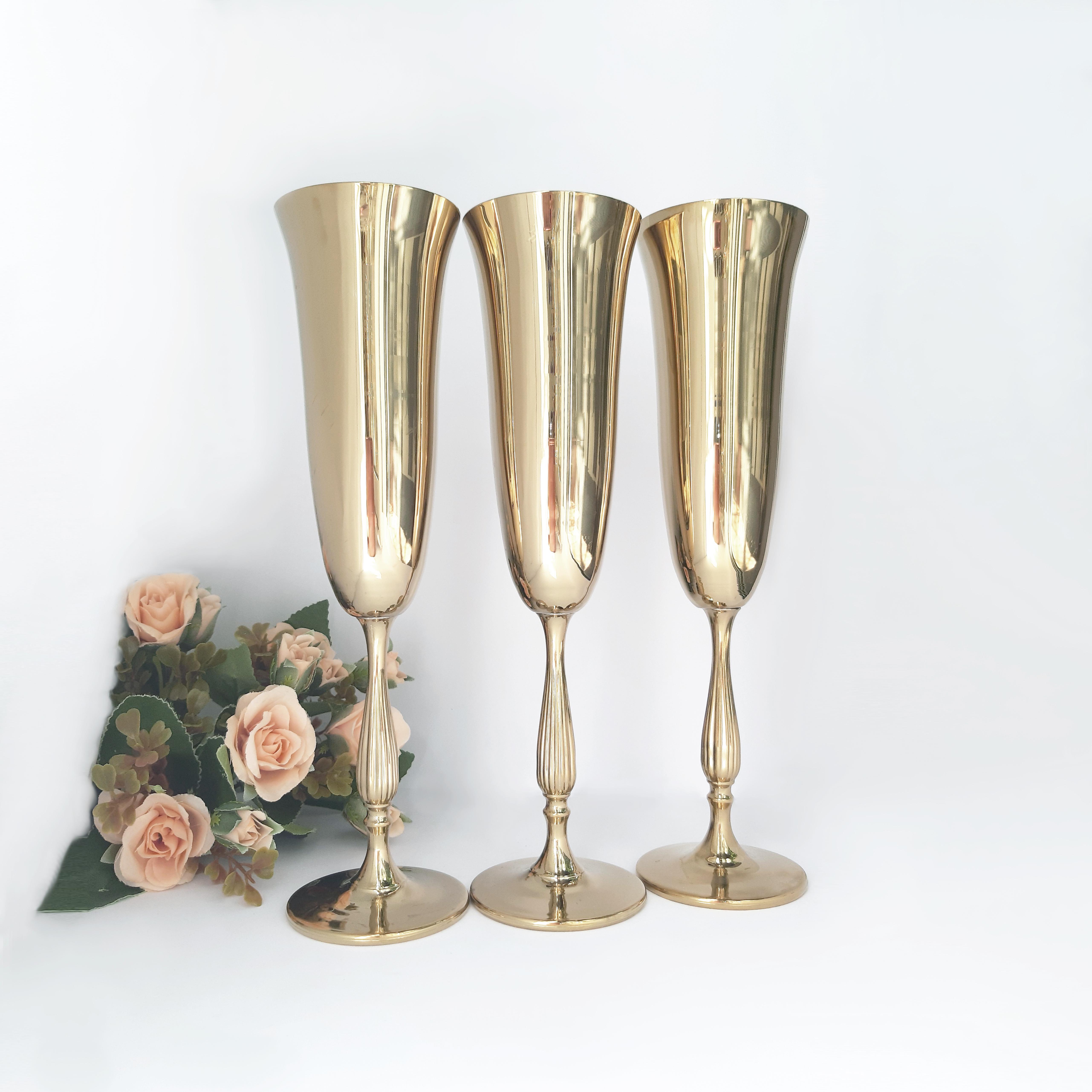 Набір келихів для шампанського Bohemia Fregata Antik 190 мл 6 шт. Золото (1SF58/190-2) - фото 2 Набір келихів для шампанського Bohemia Fregata Antik 190 мл 6 шт. Золото (1SF58/190-2) - фото 2