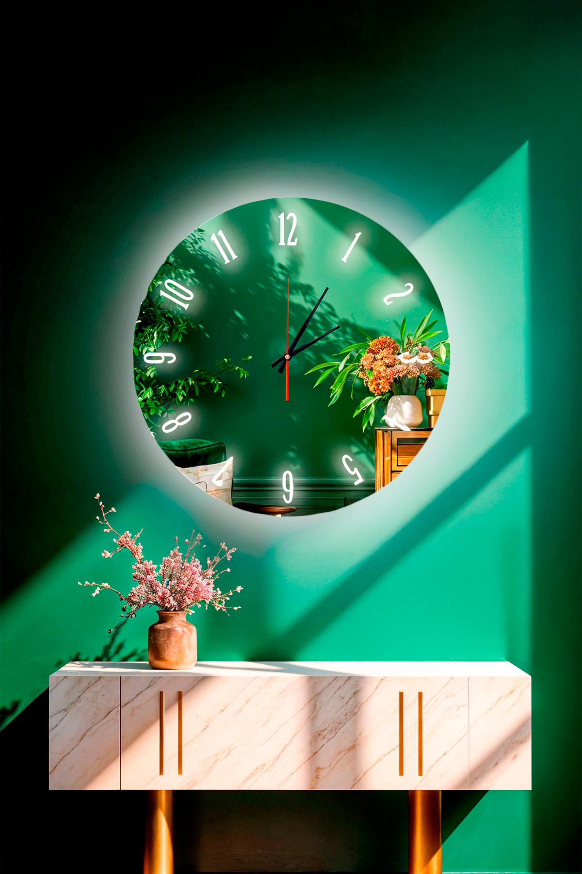 Зеркало настенное BRS Smart с LED-подсветкой и часами 50х50 см (551068890)