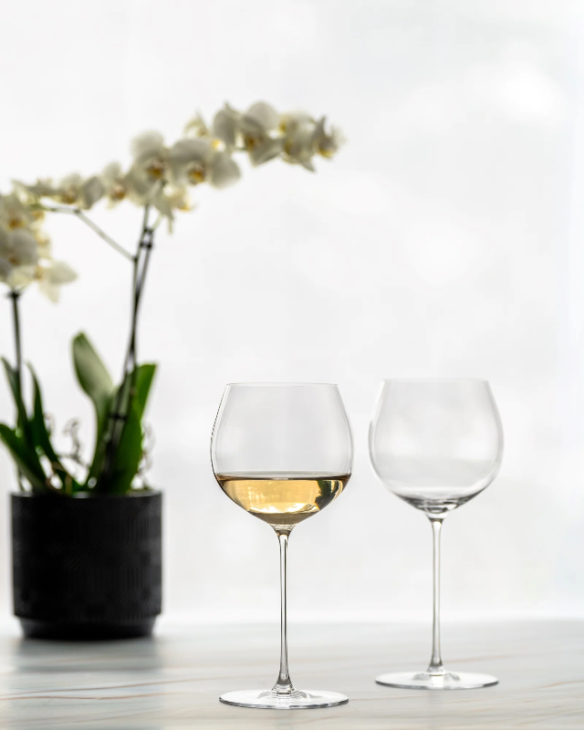 Бокал для белого вина Riedel Superleggero 1 шт.660 мл (6425/97) - фото 3 Бокал для белого вина Riedel Superleggero 1 шт.660 мл (6425/97) - фото 3