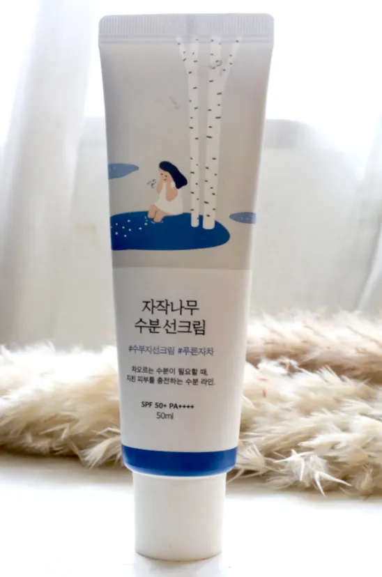 Крем для лица увлажняющий солнцезащитный Round Lab Birch Juice Moisturizing Sunscreen SPF 50+ PA++++ 50 мл (0302051) - фото 6 Крем для лица увлажняющий солнцезащитный Round Lab Birch Juice Moisturizing Sunscreen SPF 50+ PA++++ 50 мл (0302051) - фото 6