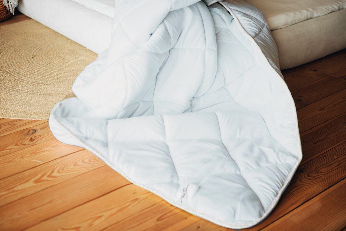 Ковдра шовкова MirSon №1645 Eco всесезонна 140х205 см Light white (2200002652766) - фото 7 Ковдра шовкова MirSon №1645 Eco всесезонна 140х205 см Light white (2200002652766) - фото 7