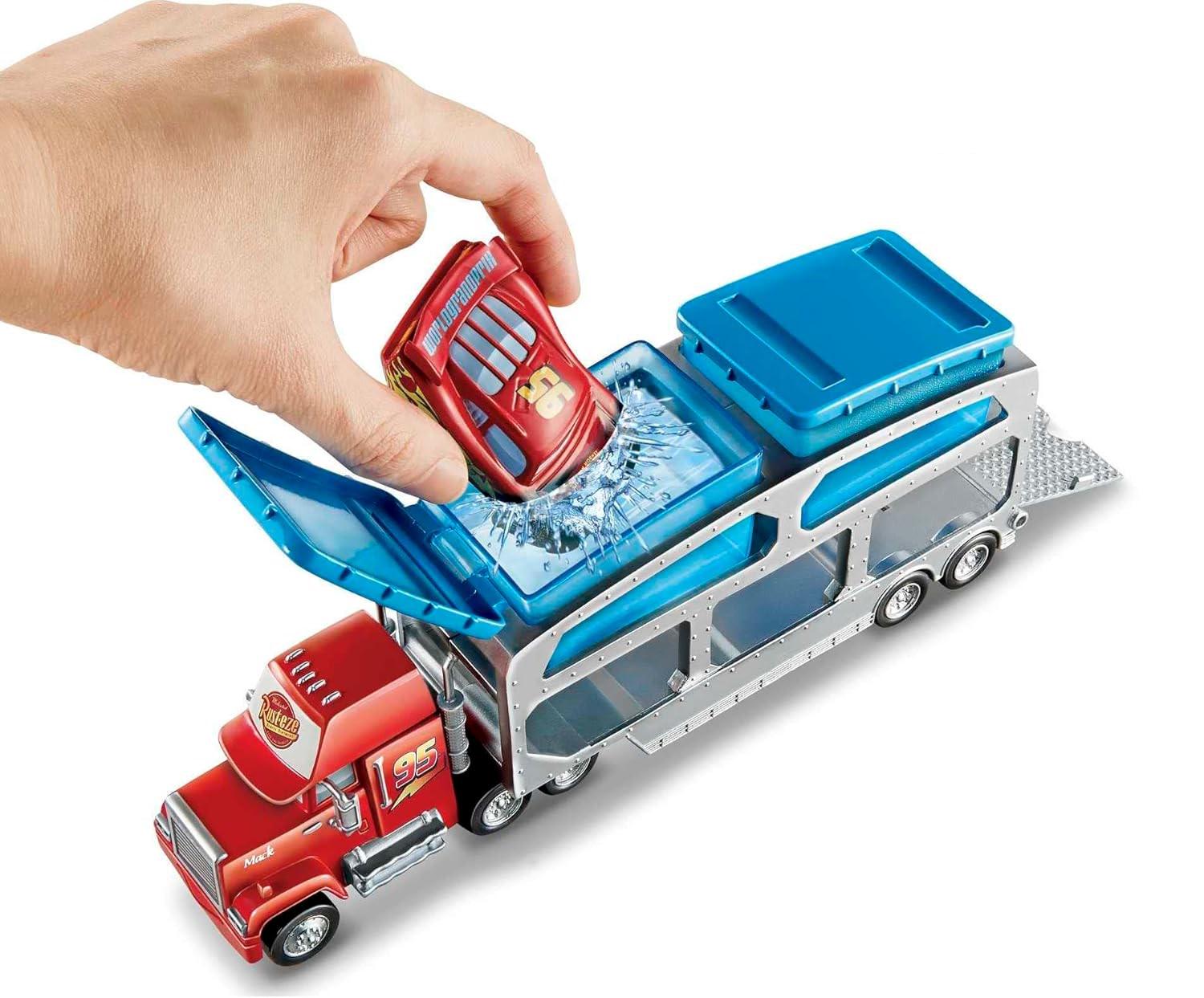 Ігровий набір Mattel Мак та Маквін Тачки (CKD34) - фото 6 Ігровий набір Mattel Мак та Маквін Тачки (CKD34) - фото 6