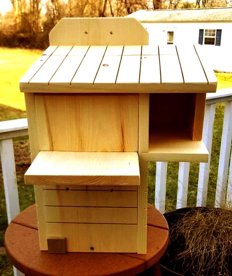 Домик для белок из дерева Чилим Карри (ДДБ-000703) - фото 6 Домик для белок из дерева Чилим Карри (ДДБ-000703) - фото 6