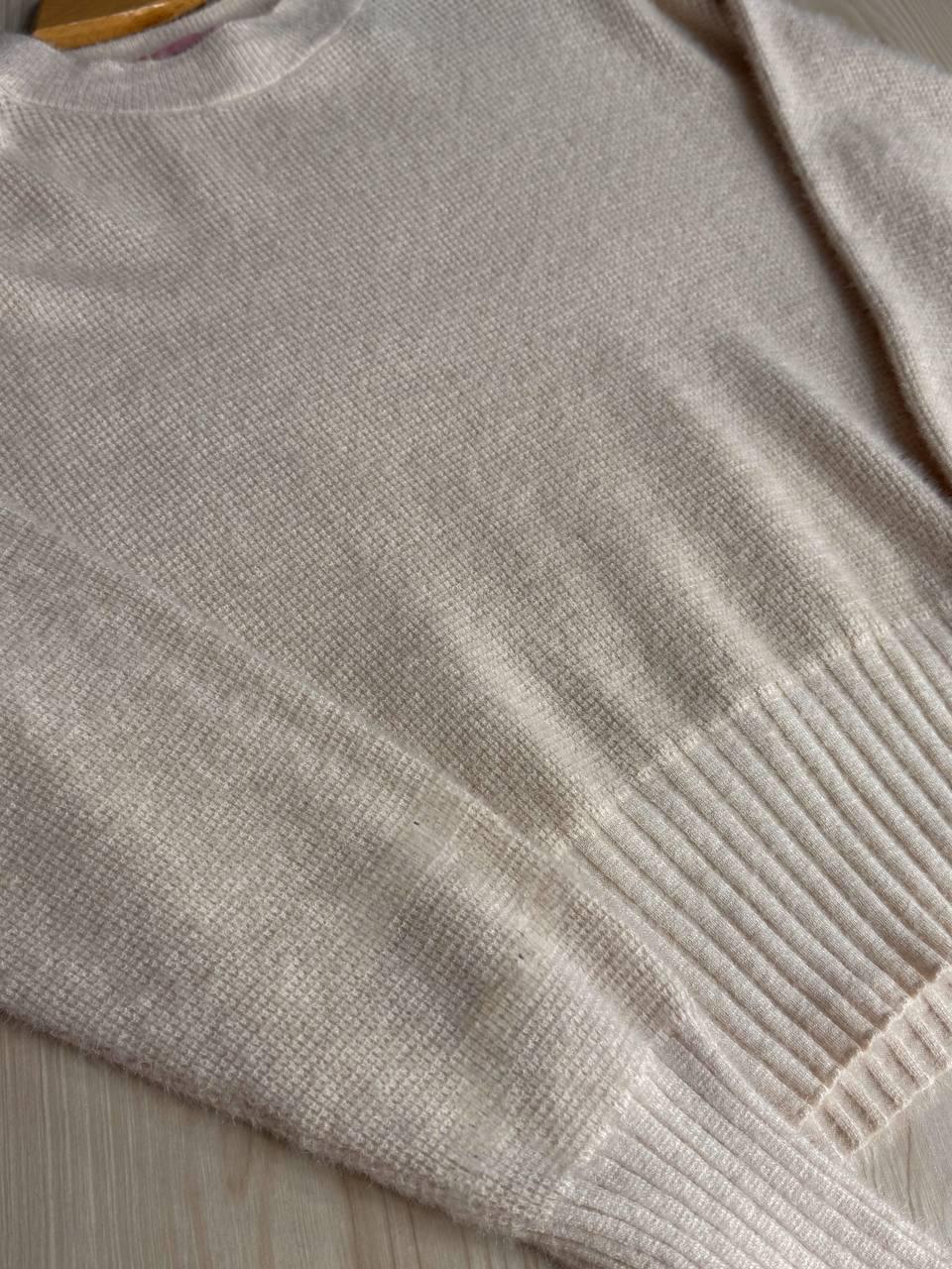 Светр жіночий Fancy Matinee 7571 вафельний з ангори оверсайз OS Бежевий (4989) - фото 4