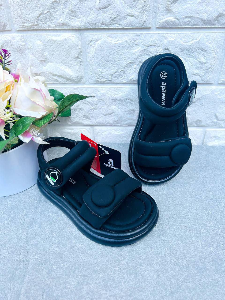 Босоножки для девочки Apawwa 1746 р. 27 18 см Черный (1746-2)