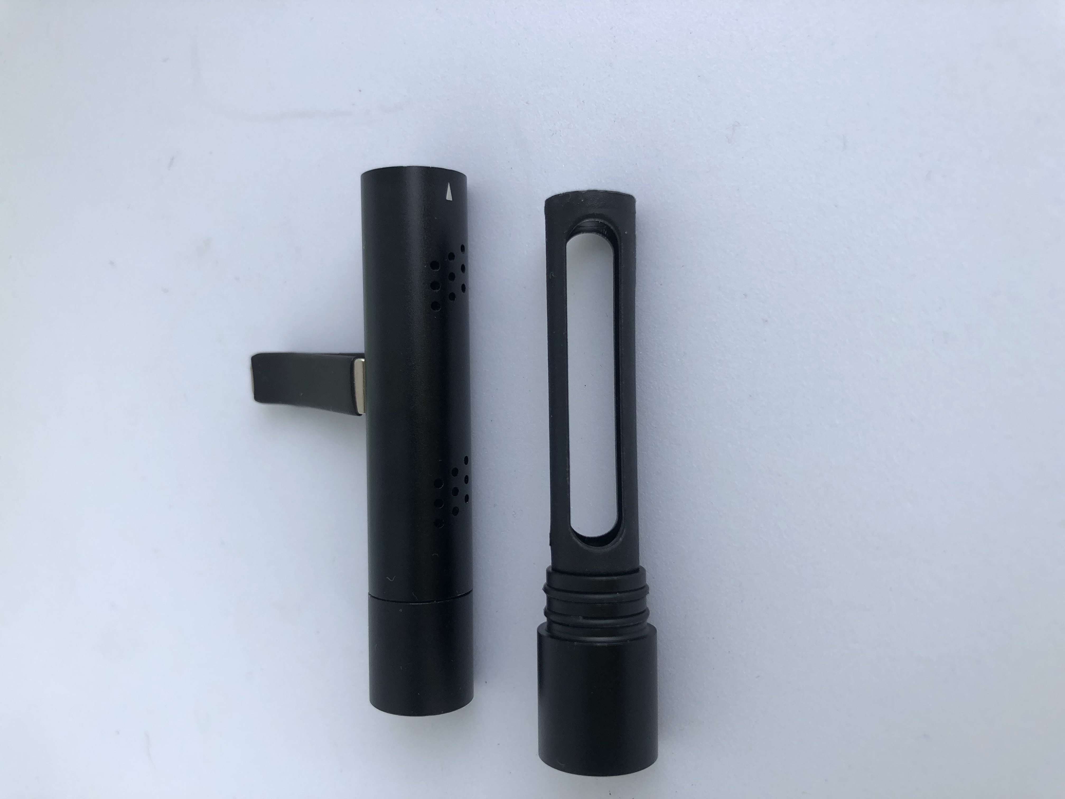 Ароматизатор воздуха в автомобиль со сменным картриджем ZN Черный (1496151) - фото 4 Ароматизатор воздуха в автомобиль со сменным картриджем ZN Черный (1496151) - фото 4