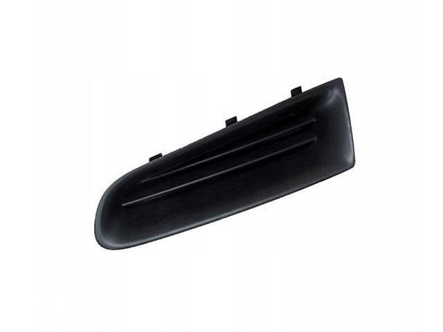 Решетка радиатора AVTM Renault Clio 05-09 левая 185648991