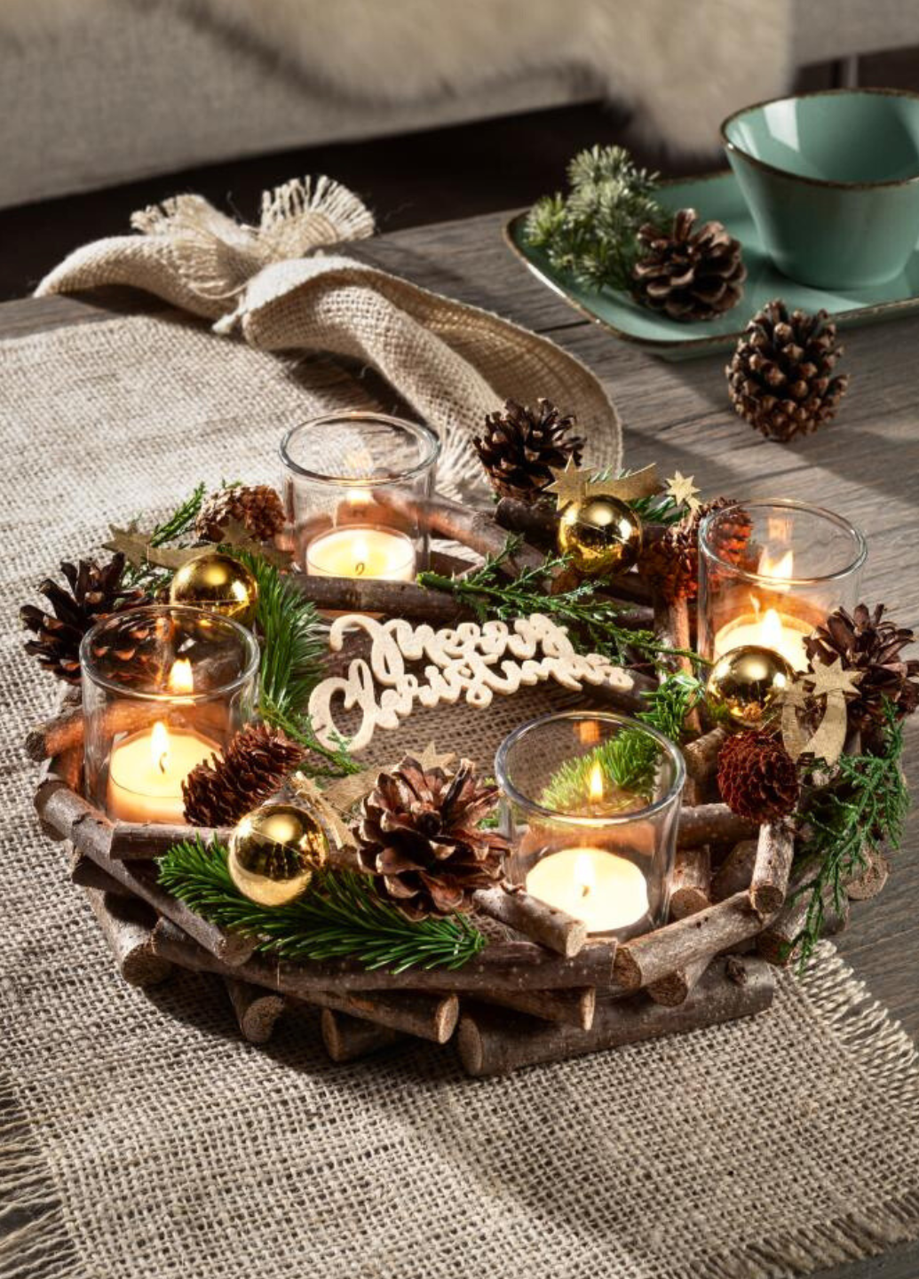 Рождественский венок-подсвечник Livarno Home Winter Magic из натуральных материалов 28 см Золотой (7954)