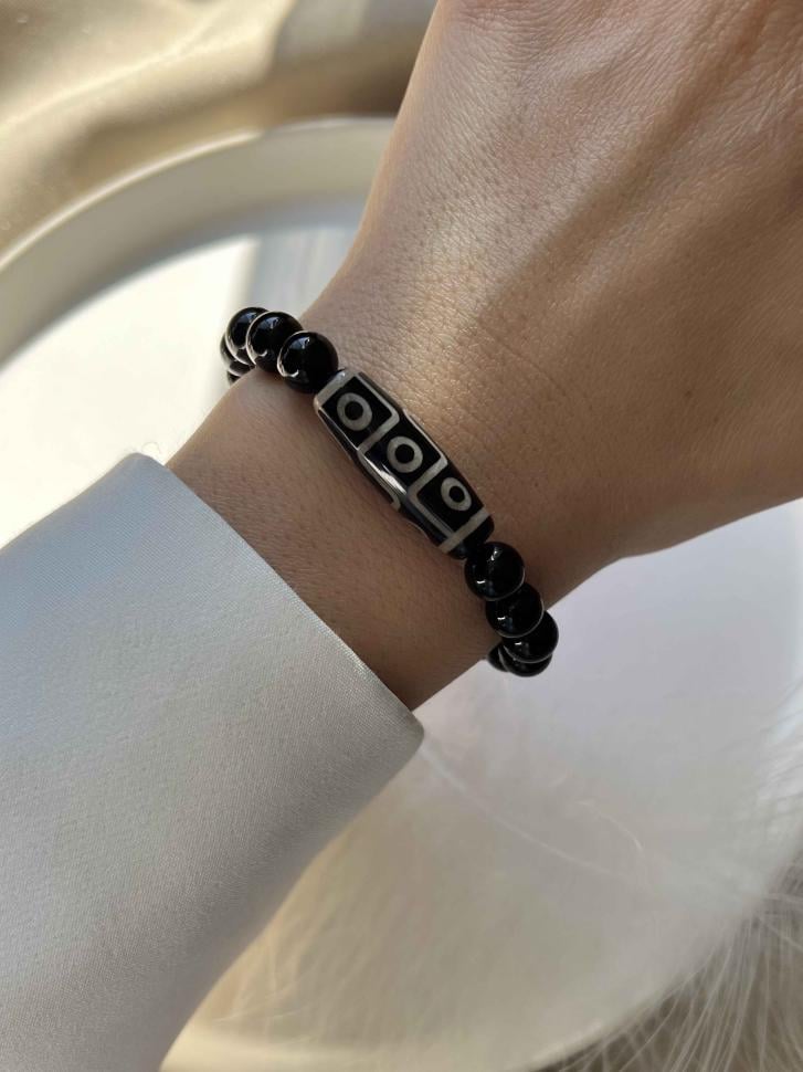 Браслет плетеный из агата с бусинкой Дзи (4914) Браслет плетеный из агата с бусинкой Дзи (4914)