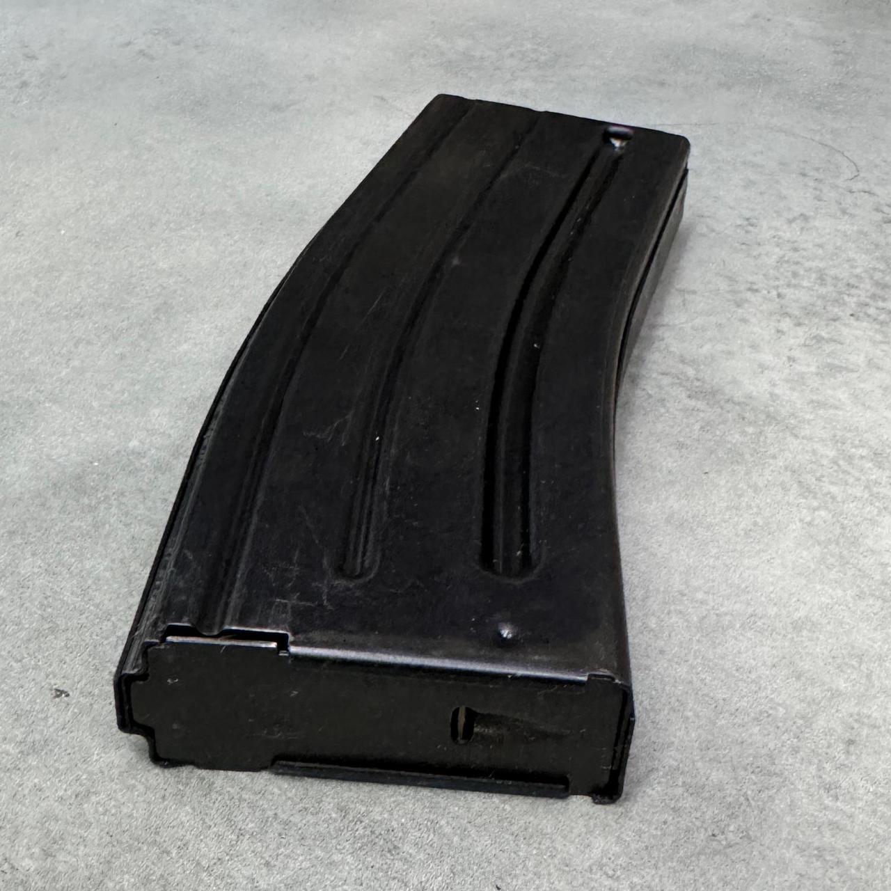 Магазин металевий на 30 патронів 5,56х45 NATO 223 Rem для AR15/M4/M16 Чорний (246942) - фото 6 Магазин металевий на 30 патронів 5,56х45 NATO 223 Rem для AR15/M4/M16 Чорний (246942) - фото 6