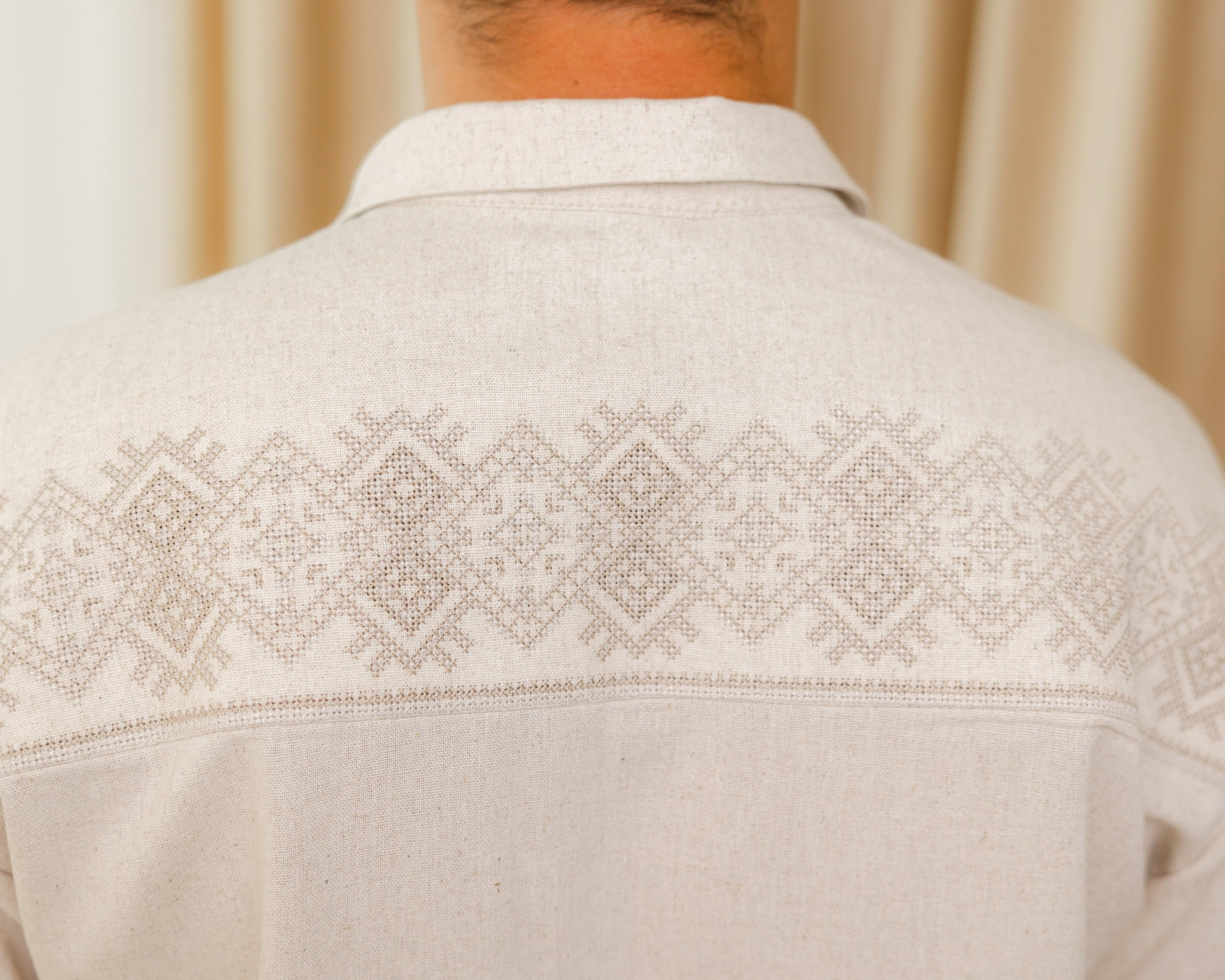 Рубашка мужская Меридиан с вышивкой 2XL (0002228-XXL) - фото 3 Рубашка мужская Меридиан с вышивкой 2XL (0002228-XXL) - фото 3