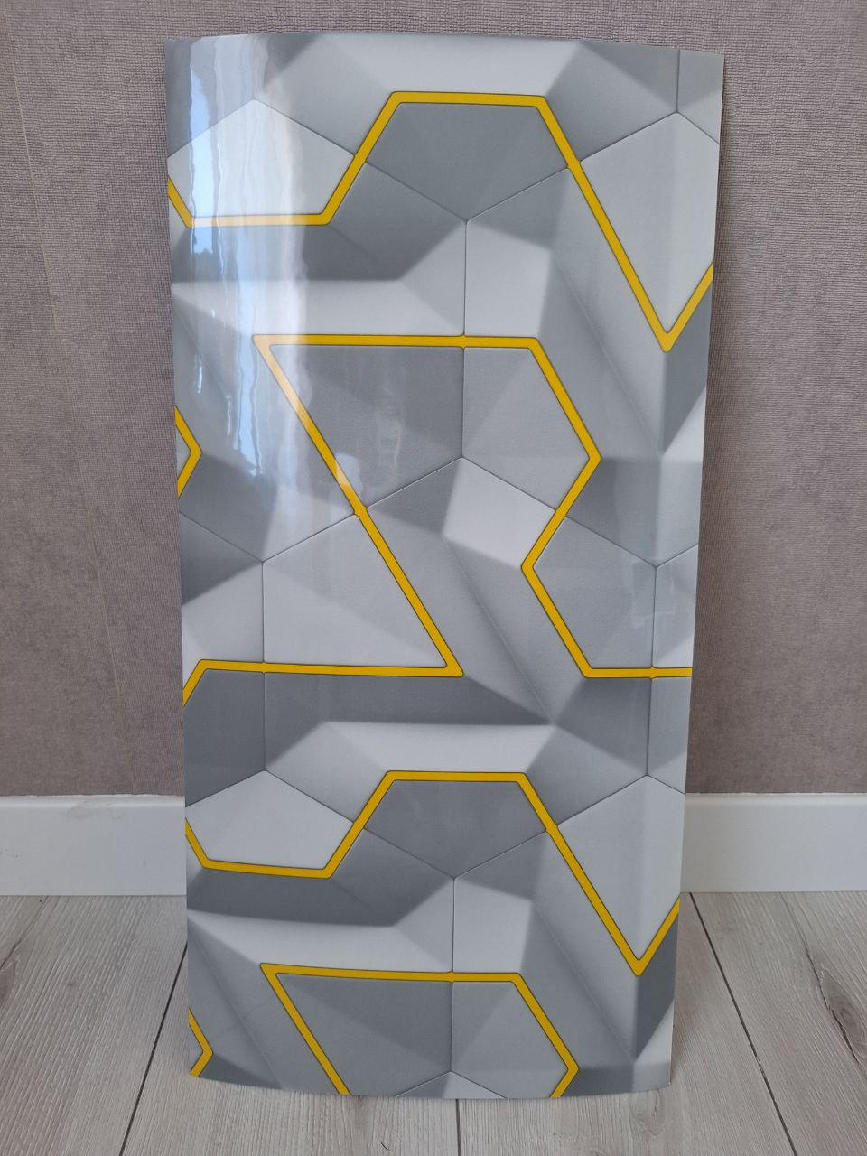 Плитка самоклеящаяся виниловая 600х300х2 мм (F68)