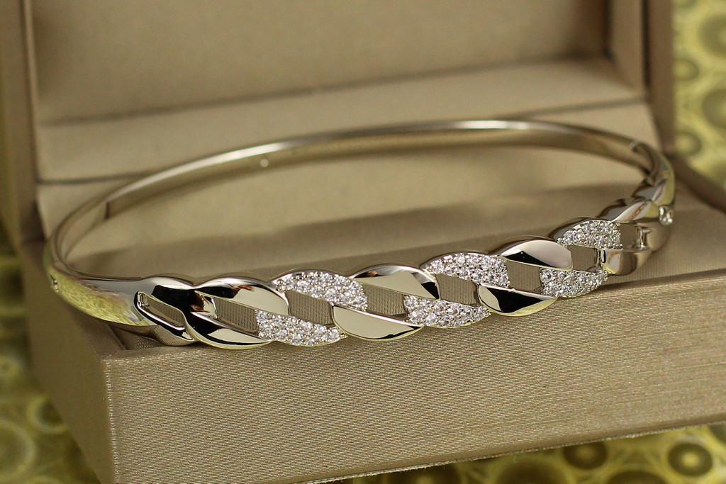 Браслет бэнгл Xuping Jewelry Низкая 60 мм х 8 мм на руку 17-19 см Серебристый