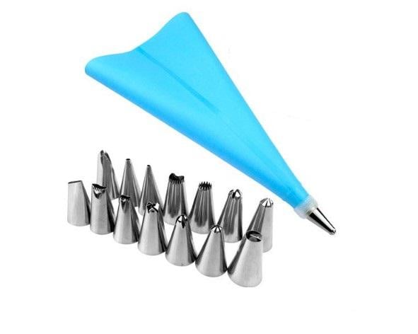 Набір кондитерських насадок 24 шт. для крему з мішом і перехідником (313404) Набір кондитерських насадок 24 шт. для крему з мішом і перехідником (313404)