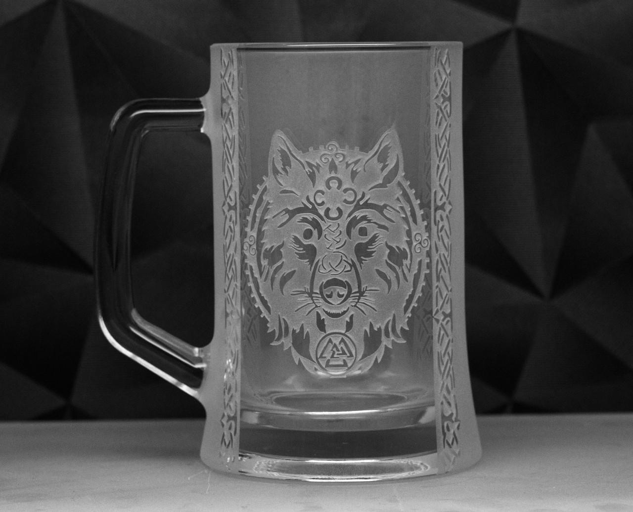 Подарунковий келих пивний з гравіюванням Вовк Руни 670 мл (2400537044)
