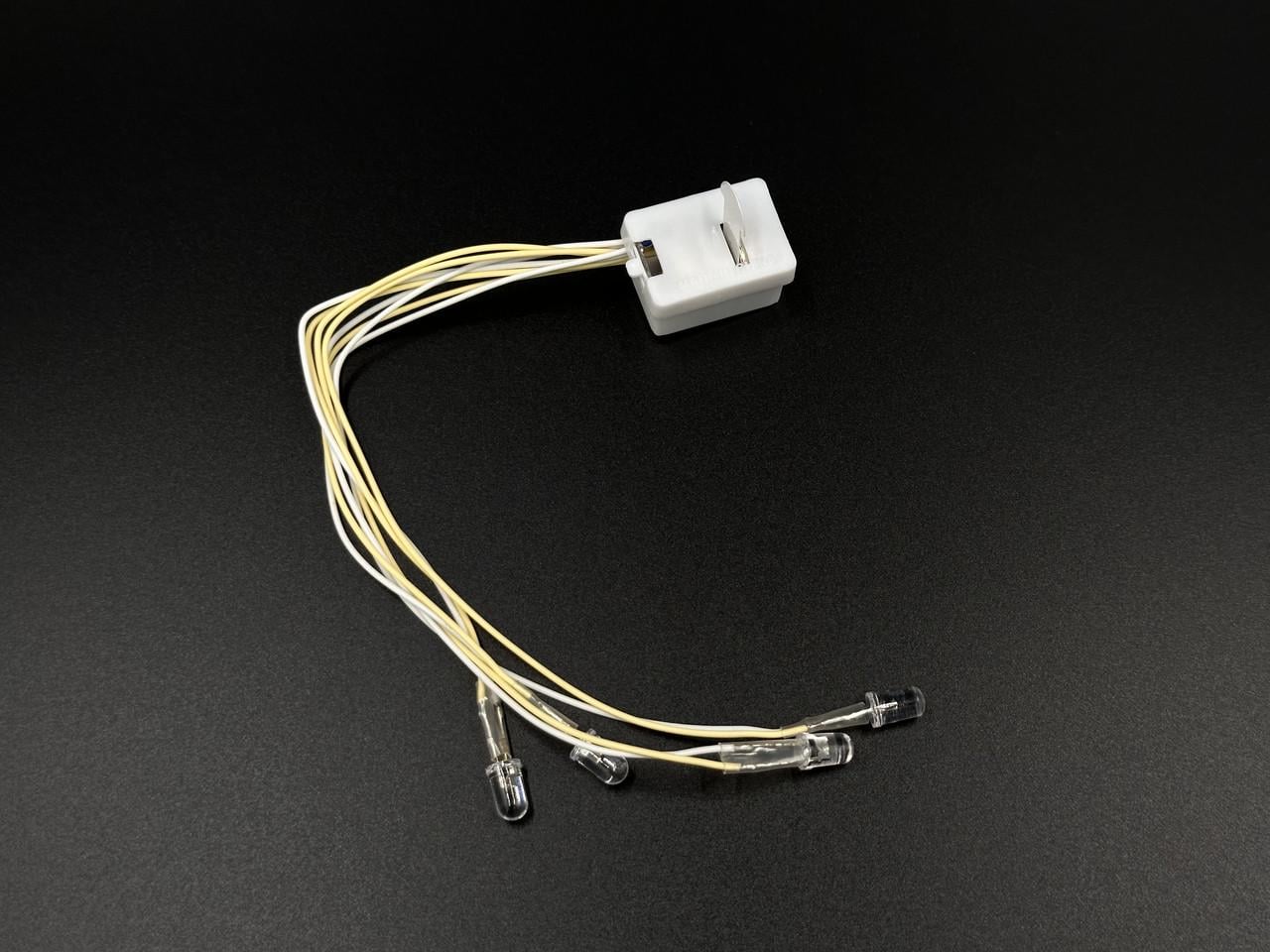 Світлодіоди на батарейках для іграшок на 4 лампочки 2 кольори світіння Синій/Червоний (AO-24)