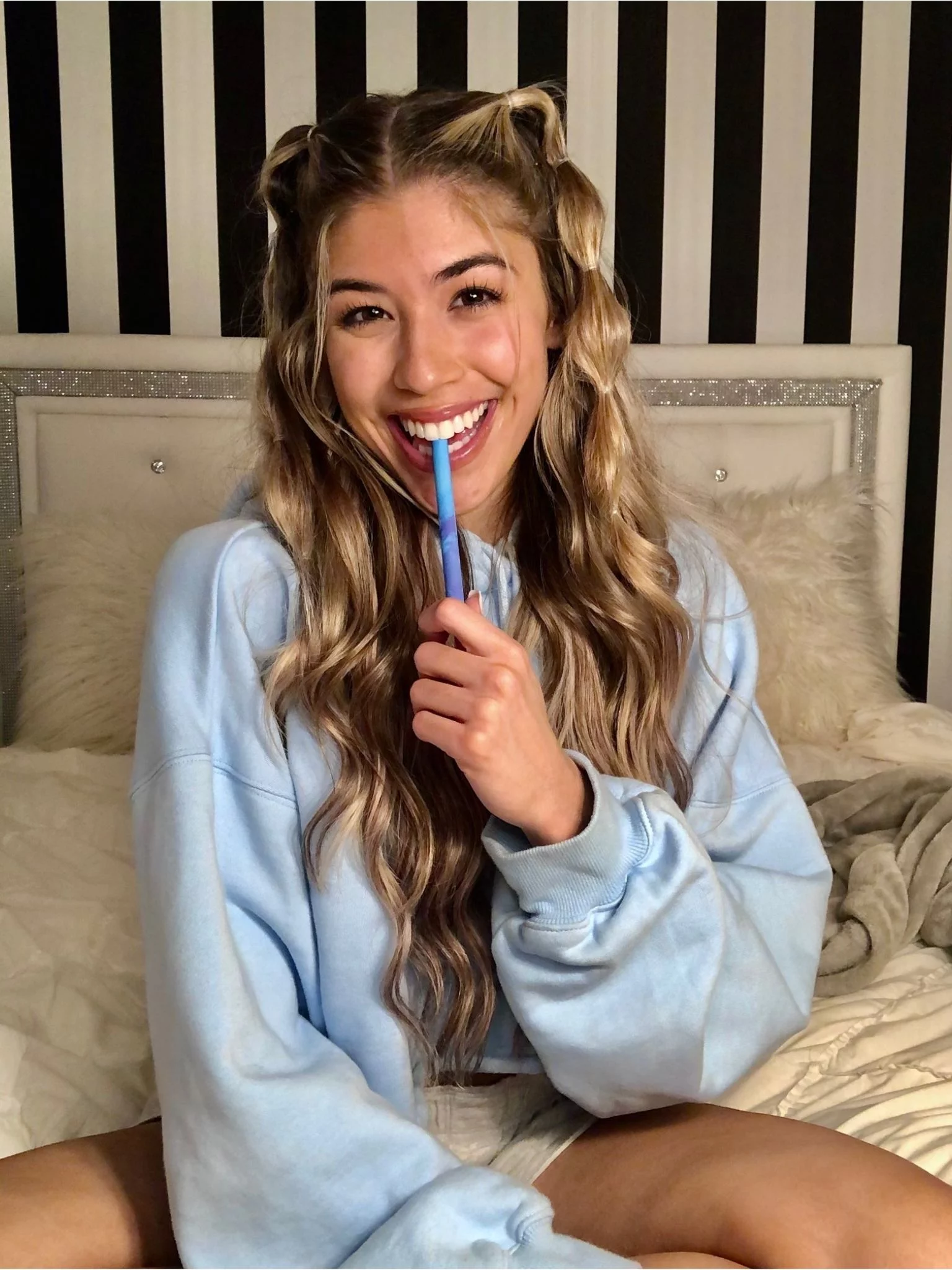 Аэрозольный ингалятор MOXĒ Dream Diffuser фруктовые ноты с лавандой на эфирных маслах для покоя - фото 2 Аэрозольный ингалятор MOXĒ Dream Diffuser фруктовые ноты с лавандой на эфирных маслах для покоя - фото 2