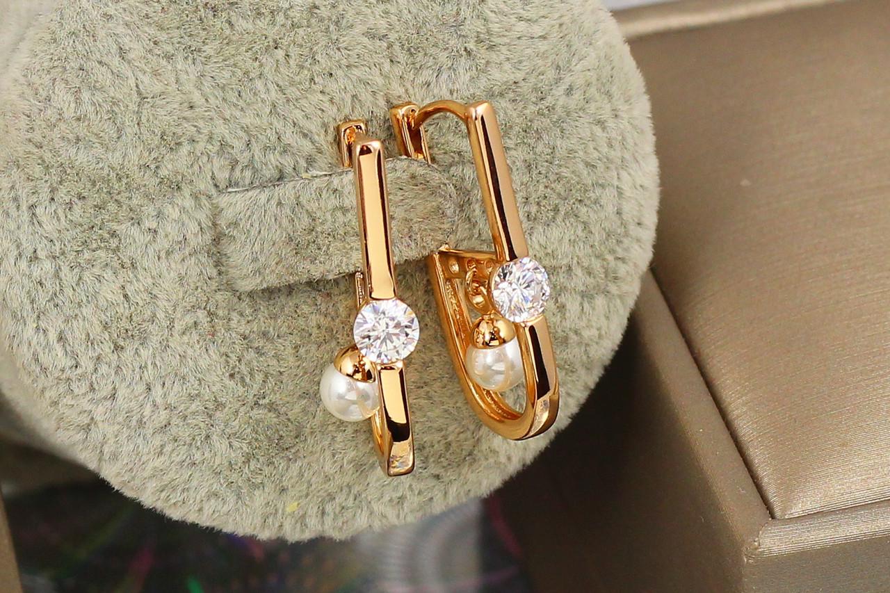 Серьги Xuping Jewelry Подковка с фианитом и танцующей жемчужиной 2,7 см Золотистый (1759881617)