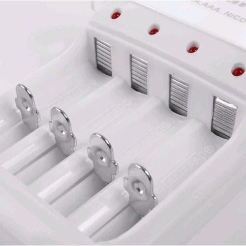 Зарядний пристрій для батарей Jiabao Charger JB-212 з 4-ма батарейками мікропальчики ААА (3279) - фото 4