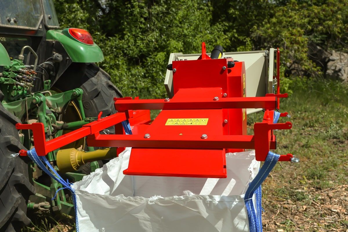 Подрібнювач гілок Arpal на дрова до трактора (АМ-200ТР) - фото 18 Подрібнювач гілок Arpal на дрова до трактора (АМ-200ТР) - фото 18