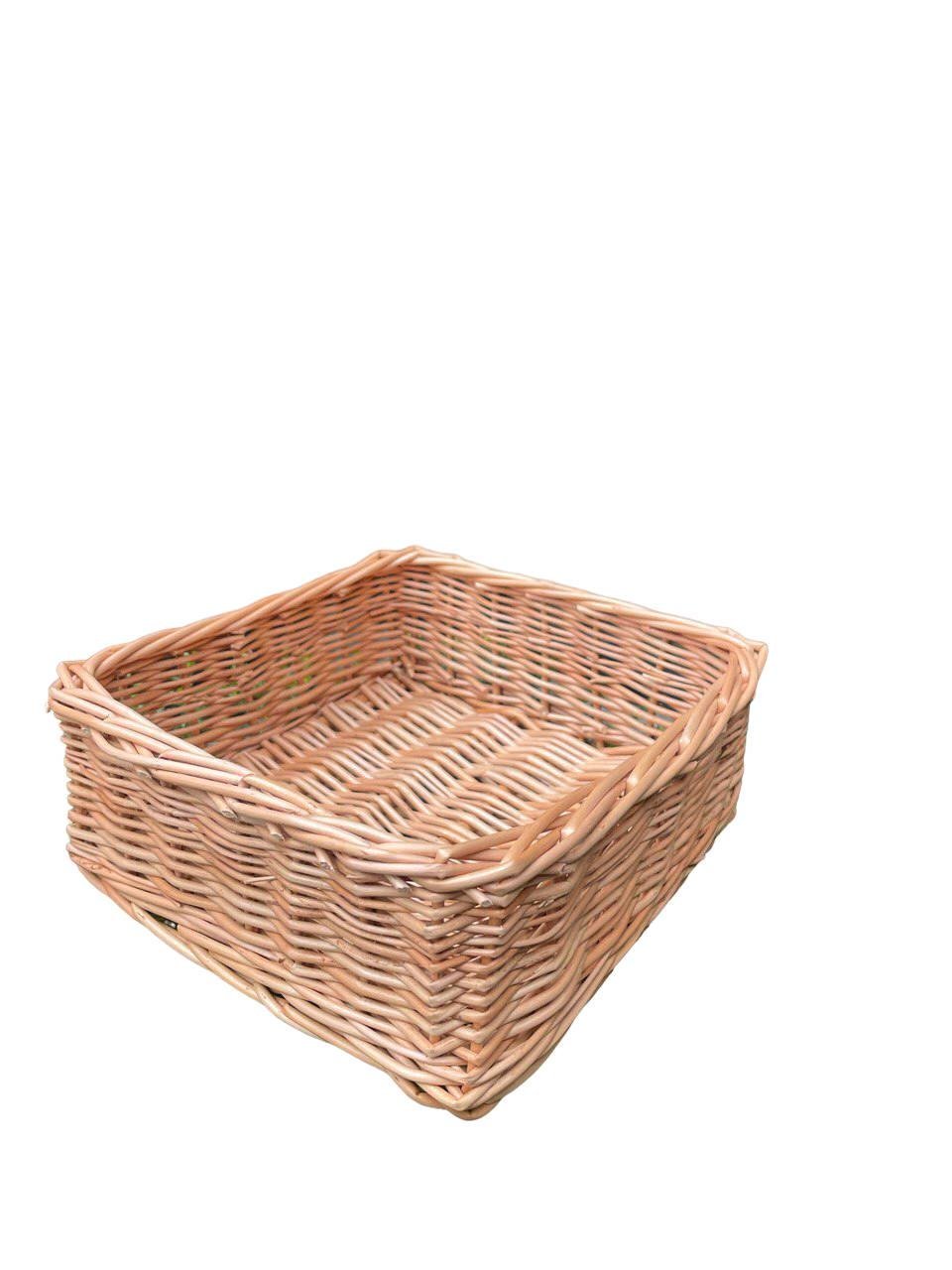 Корзина плетеная подарочная (13404454) Корзина плетеная подарочная (13404454)