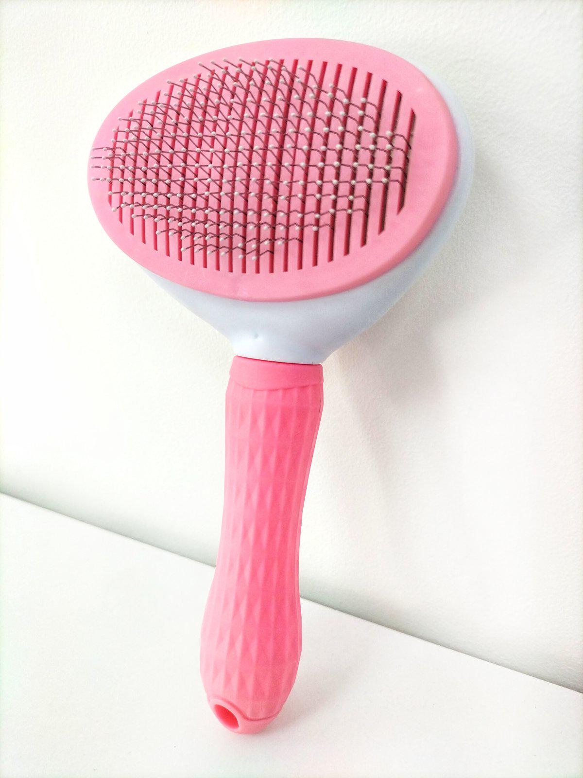 Пуходерка овальная с самоочисткой на кнопке для животных универсальная с напылением Розовый (ПС0102р)