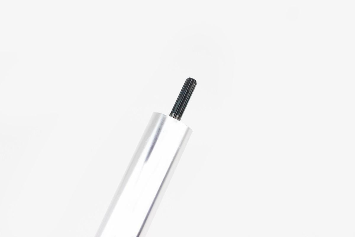 Тример мотокоса Makita 1E40F-5 2,9 кВт шпуля і ніж 3Т і 40Тпоб труба D 28 мм x9T (202368) - фото 6 Тример мотокоса Makita 1E40F-5 2,9 кВт шпуля і ніж 3Т і 40Тпоб труба D 28 мм x9T (202368) - фото 6