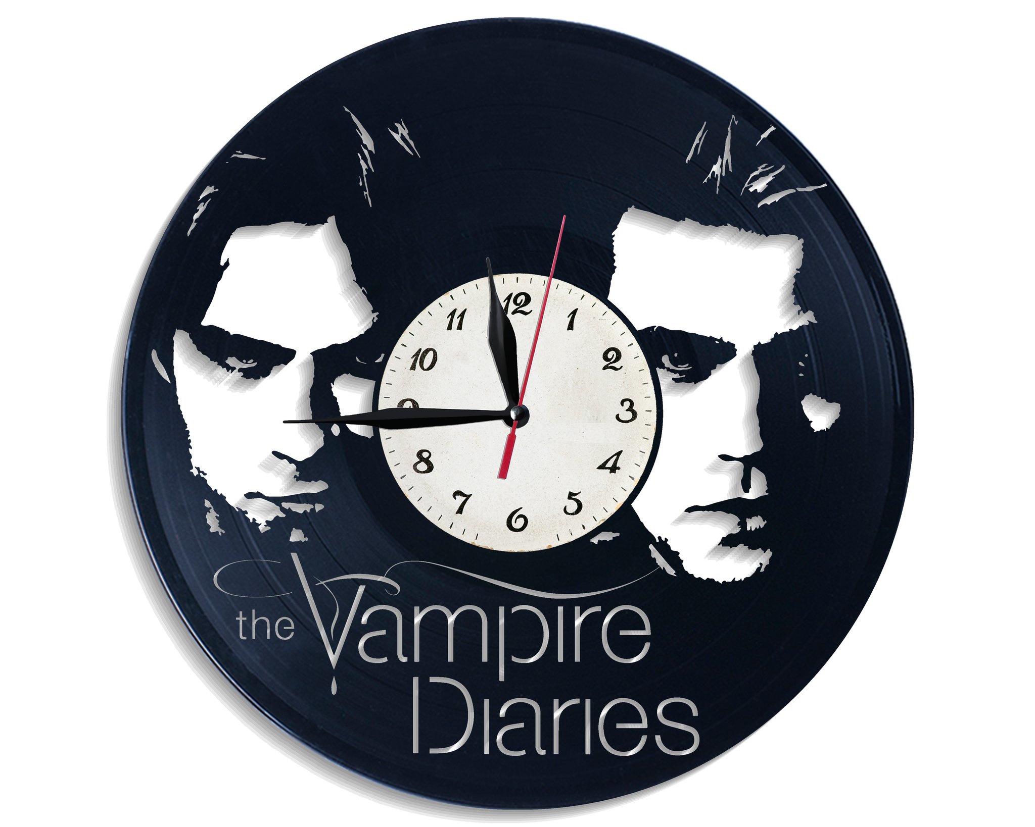 Часы настенные Дневники вампира 2882 из виниловой пластинки