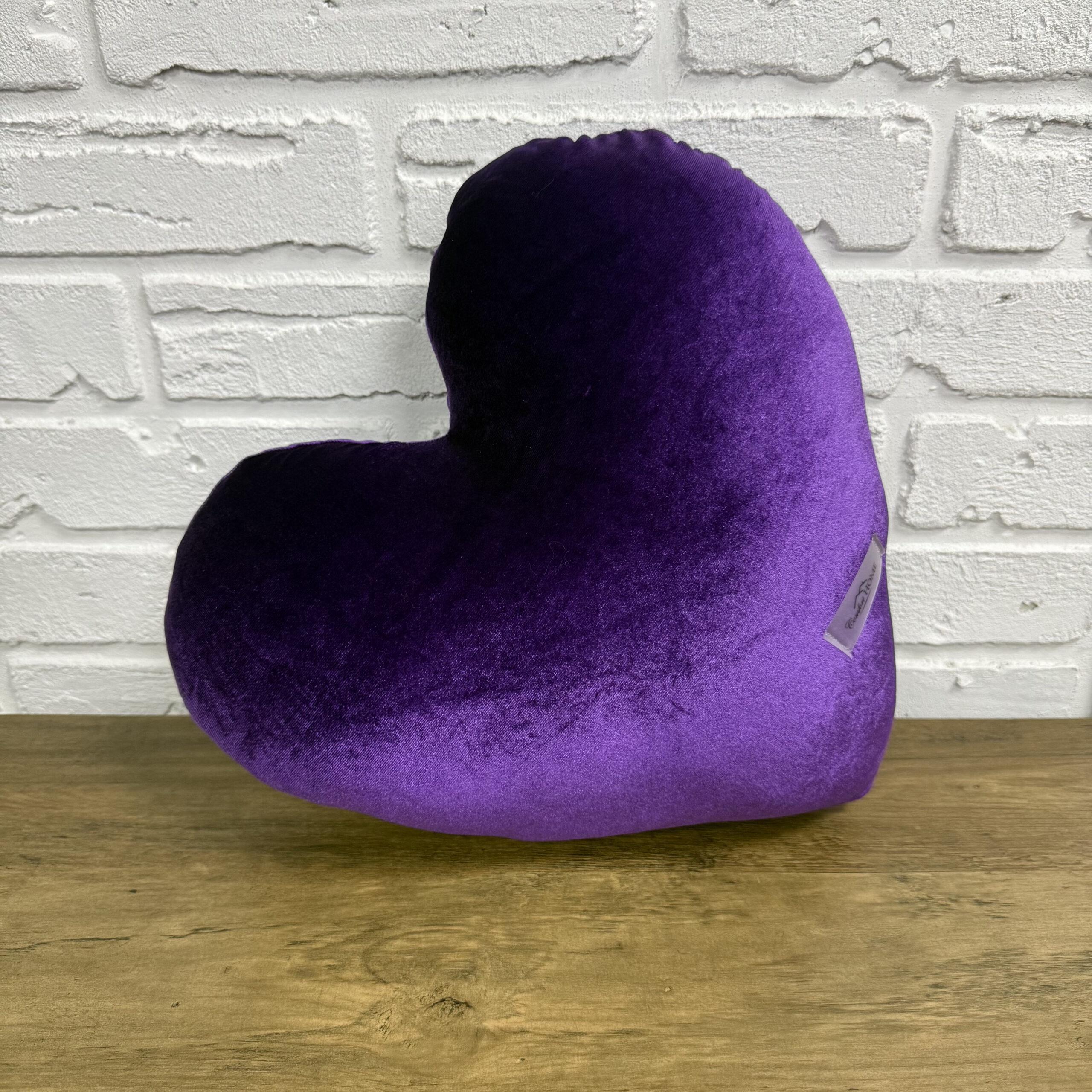 Подушка Comfort Home Сердце велюровая мерцающая 30х40 см