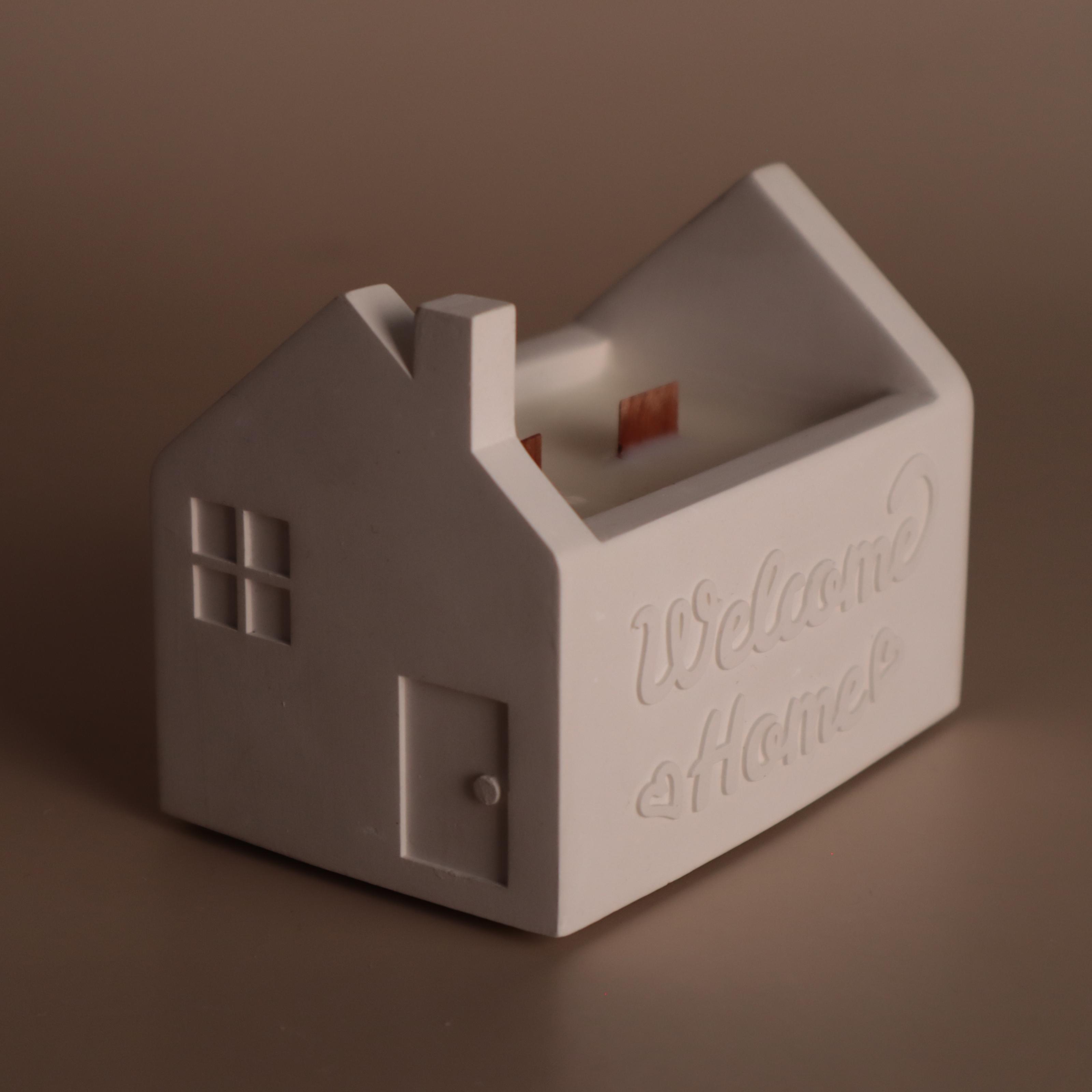 Свеча ароматическая Wax Harmony Домик ''Welcome Home'' Палочка корицы в гипсовом кашпо Белый (1000041210)